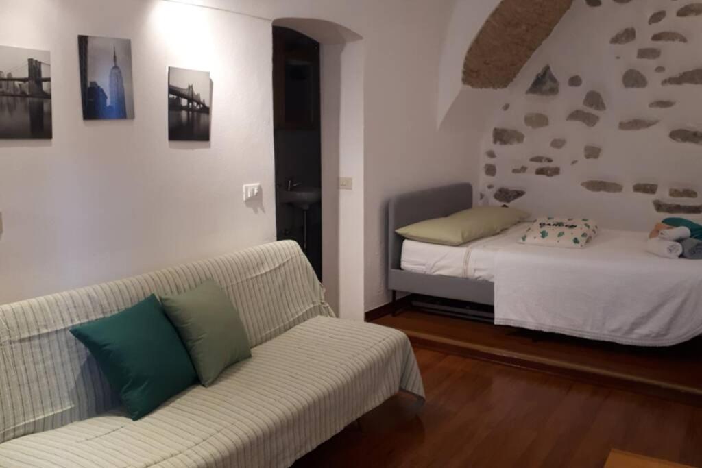 Casa Atena Centro Storico Apartment Sanremo Luaran gambar