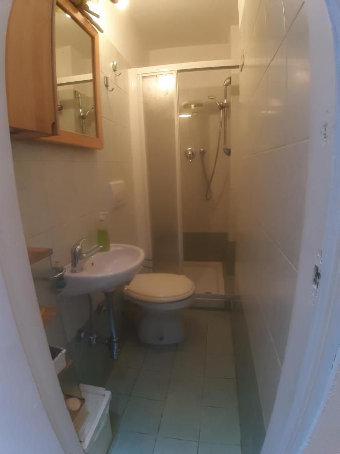 Casa Atena Centro Storico Apartment Sanremo Luaran gambar