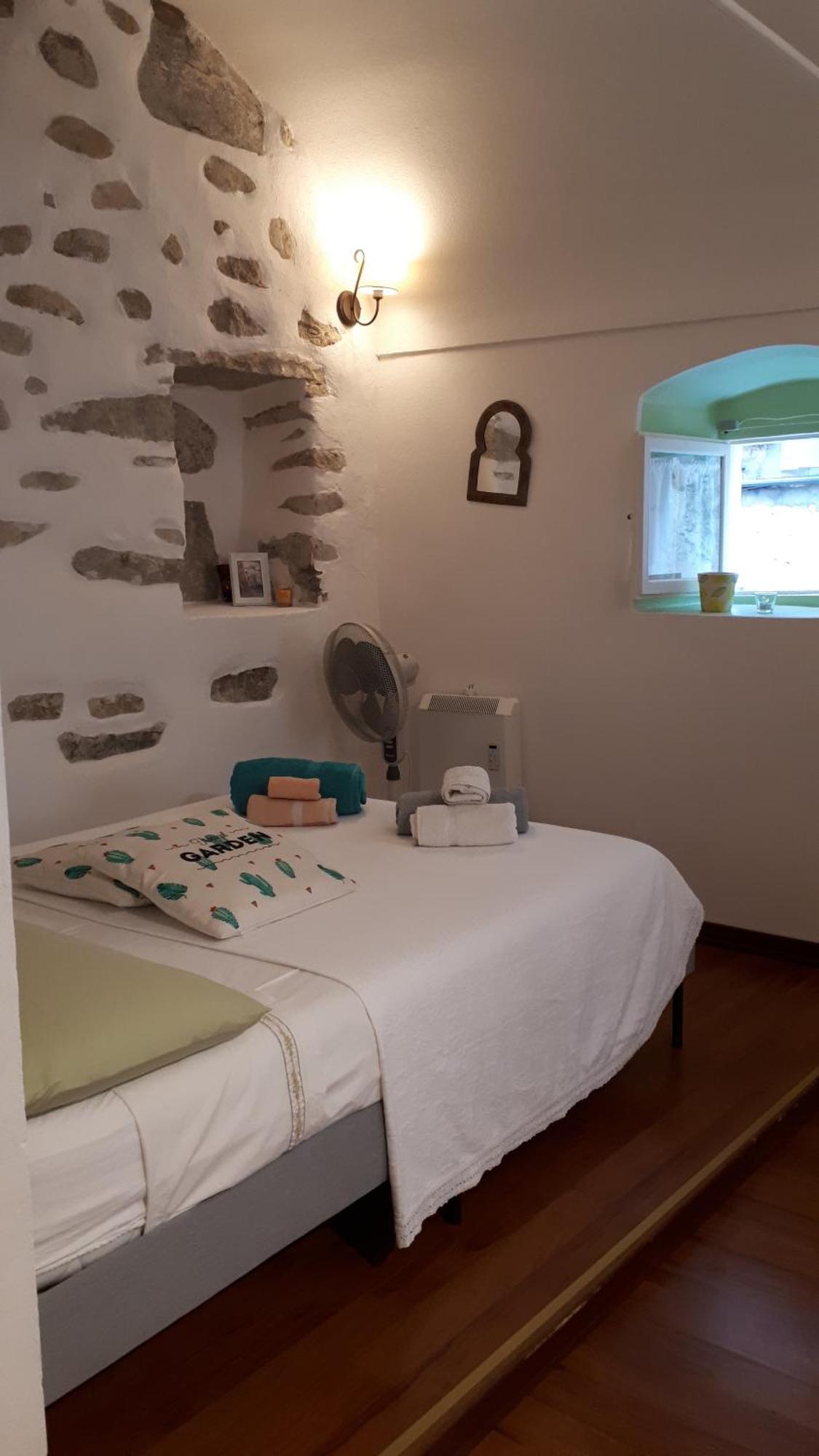 Casa Atena Centro Storico Apartment Sanremo Luaran gambar